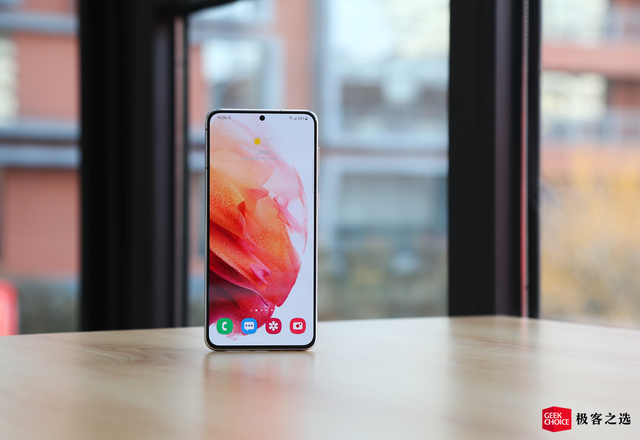三星 Galaxy S21+ 5G 体验：骁龙 888 和大电池都有，降价即正义？