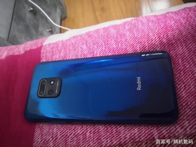 不超过1300元，两款真香5G千元机推荐，都是6GB+128GB大内存