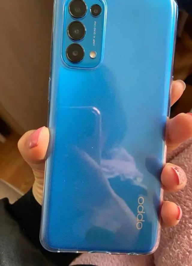 OPPO Reno5 5G手机：炸裂性能抢红包不卡顿