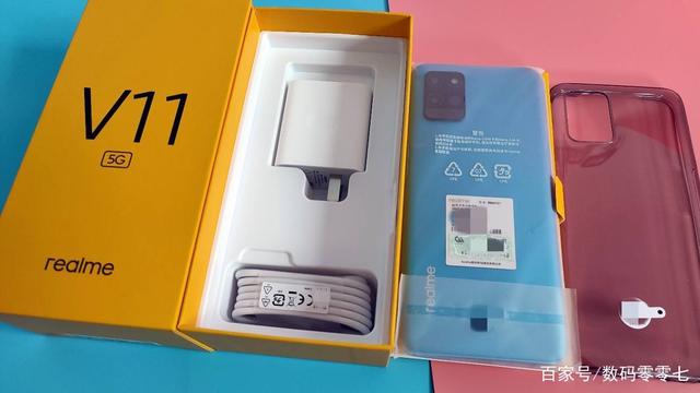 打破焊接之门，realme真我 V11千元5G手机的不二之选