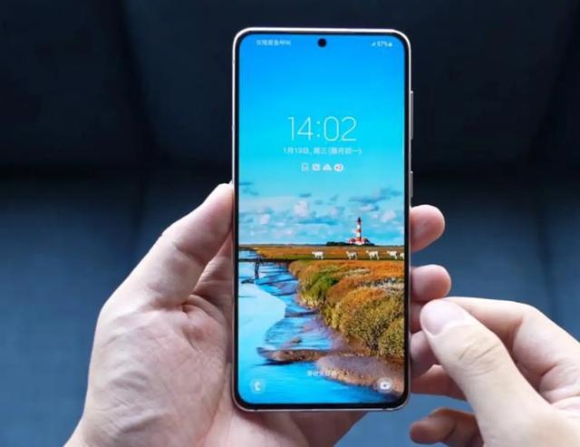三星 Galaxy S21，双模5G强势来袭