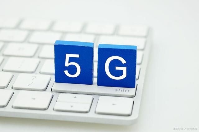 中兴、华为带头冲锋，中国5G全球领先，美国人却还在用“假5G”