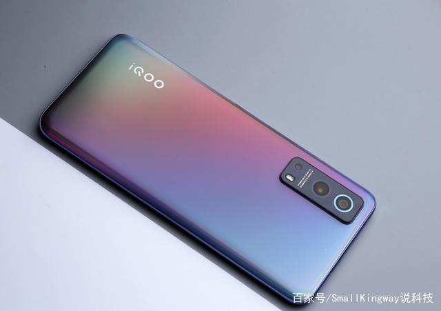 vivo爆款5G手机低价出售，8GB+128GB，评价量50万，好评率高达95%