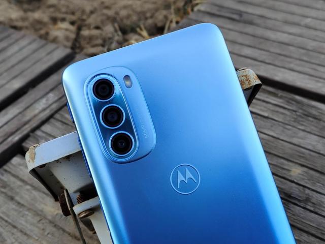 高性价比5G手机新力量：moto G51 1499元正式开售