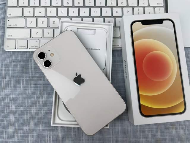 苹果最便宜5G新机即将登场！行内人：iPhone 12将要“涨价”！