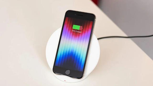 秒杀 5G，这款 3 年前的 iPhone 还能再战