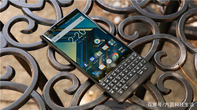 黑莓不倒！首款5G手机确定会发布，延续实体键盘设计