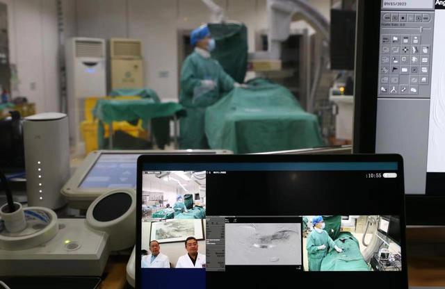 「南方南」5G+省城专家连线手术 县域肝胆患者获高水平救治