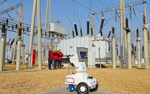 安徽滁州：5G智能機(jī)器人助力巡檢電網(wǎng)保節(jié)日用電
