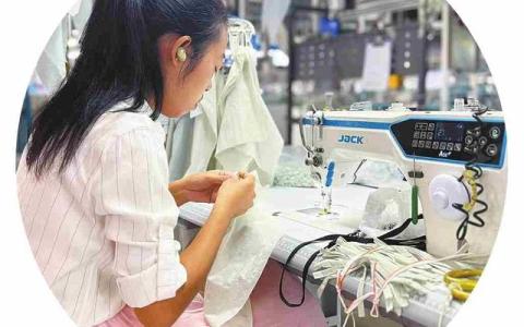 高州首家5G智慧工厂 从裁片到成衣最快5分钟