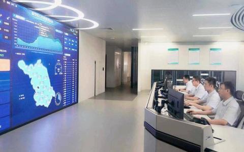 江苏6万座5G铁塔基站今夏将让电于民
