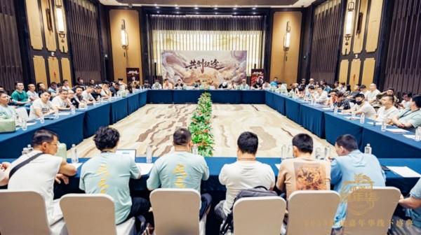 围绕生命健康、人工智能等产业，无锡滨湖区与巨人集团深化合作