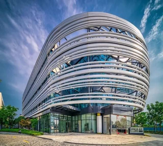 奋楫新征程，生成新未来！写在2023世界人工智能大会开幕之际