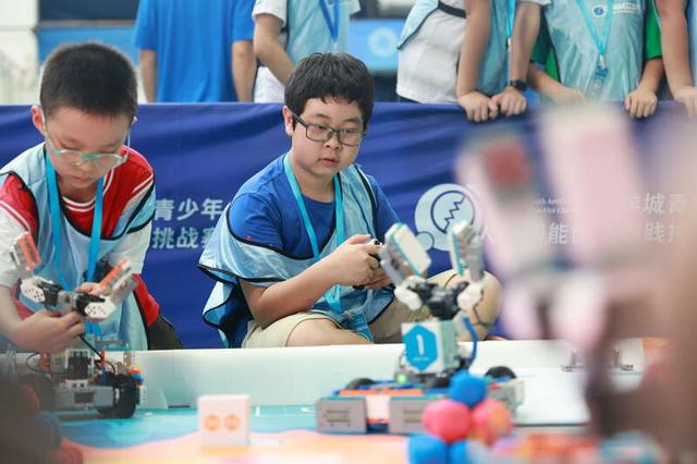 首届羊城青少年人工智能创新实践挑战赛总决赛落幕