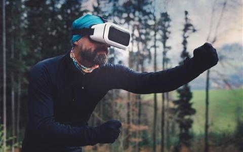 元宇宙熄火了 中国XR设备销量暴跌40% VR腰斩