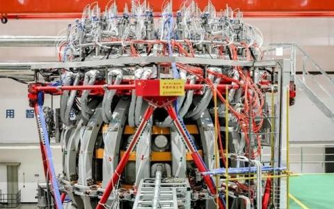 人造太陽、5G芯片,、超導(dǎo)輸電……又一波紀(jì)錄已更新