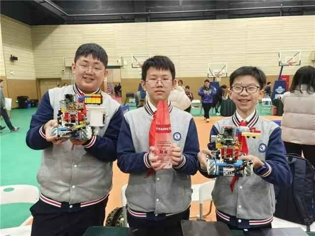 第三届长三角青少年人工智能奥林匹克挑战赛总决赛在虹口举行