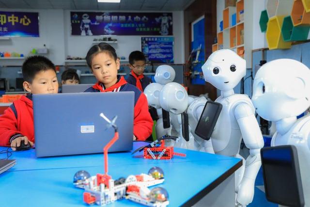 人工智能走进乡间小学