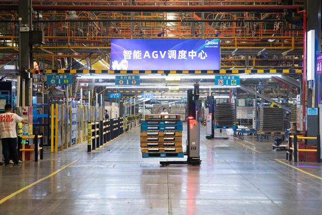 武汉美的暖通工厂：人工智能检测实现产品“下线即合格”