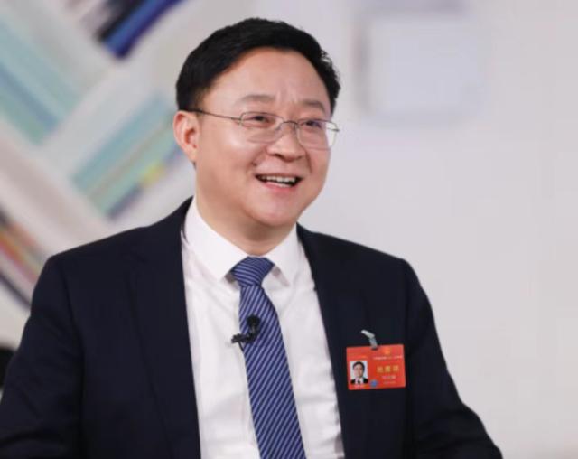 重报网评｜从“互联网+”到“人工智能+”