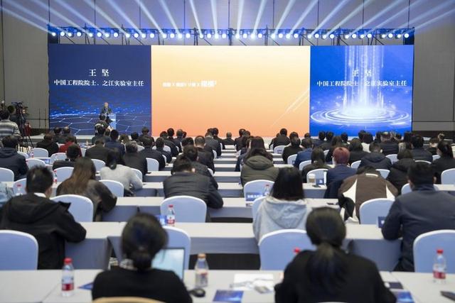 两会确定的“人工智能＋”加什么？怎么加？杭州大动作破题了