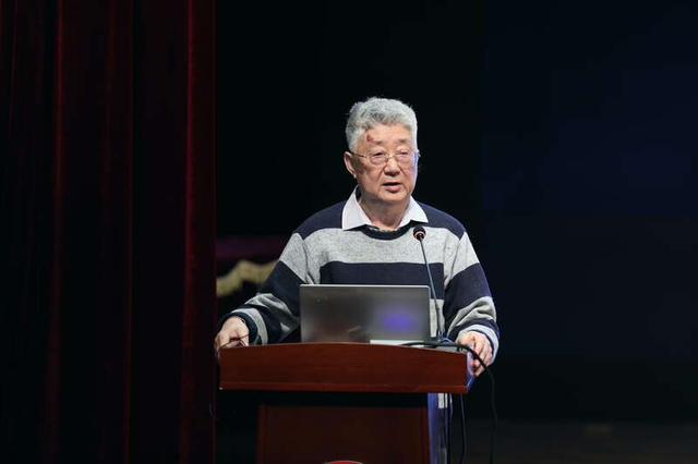 专家热议人工智能时代的语文学习