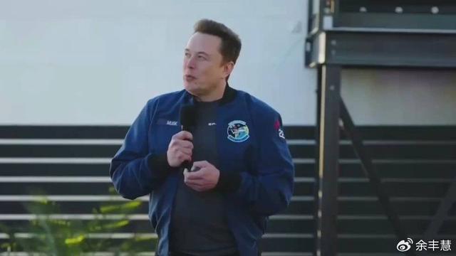 马斯克戏言背后的深度剖析：人工智能超越人类的前景与挑战