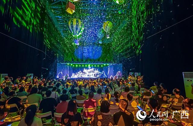 跟随“白泽”感受AI奇幻之旅 孩子们直呼太精彩