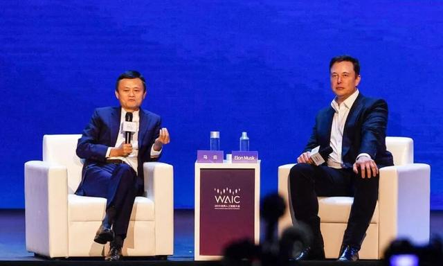 苹果公司踏上历史新高门槛 “AI=苹果智能”的说辞能否成立？｜今夜看点