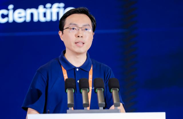 北京智源人工智能研究院院长王仲远：人形机器人攻关是生态工程