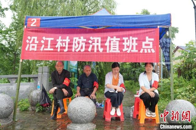 观潮的螃蟹丨人工智能时代，防汛仍少不了“双脚”