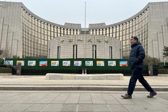 央行最新金融数据发布：社融规模存量稳健增长，信贷投放力度较大